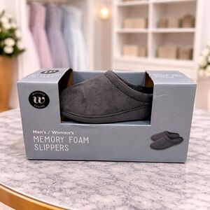 Wayland Square Memory Foam Slippers Black Unisex Size S 7-8 Women 6-7 Men